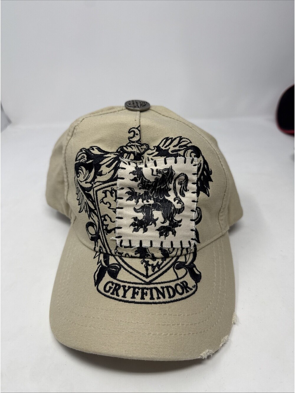 Universal World Of Harry Potter Gryffindor Coin Crest Cap In White